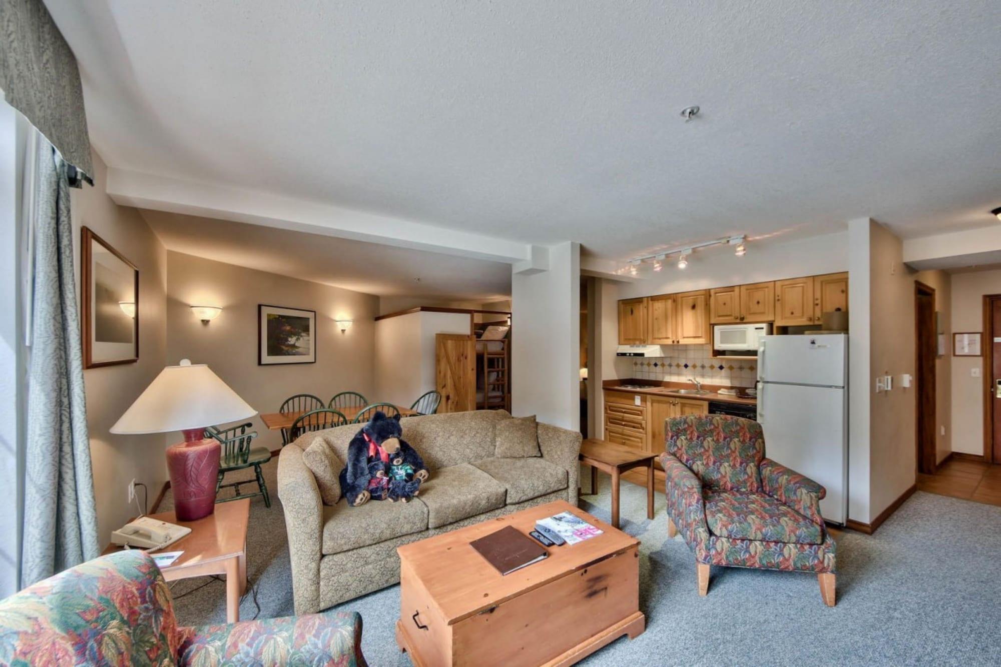 Hearthstone Lodge Sun Peaks Exterior photo